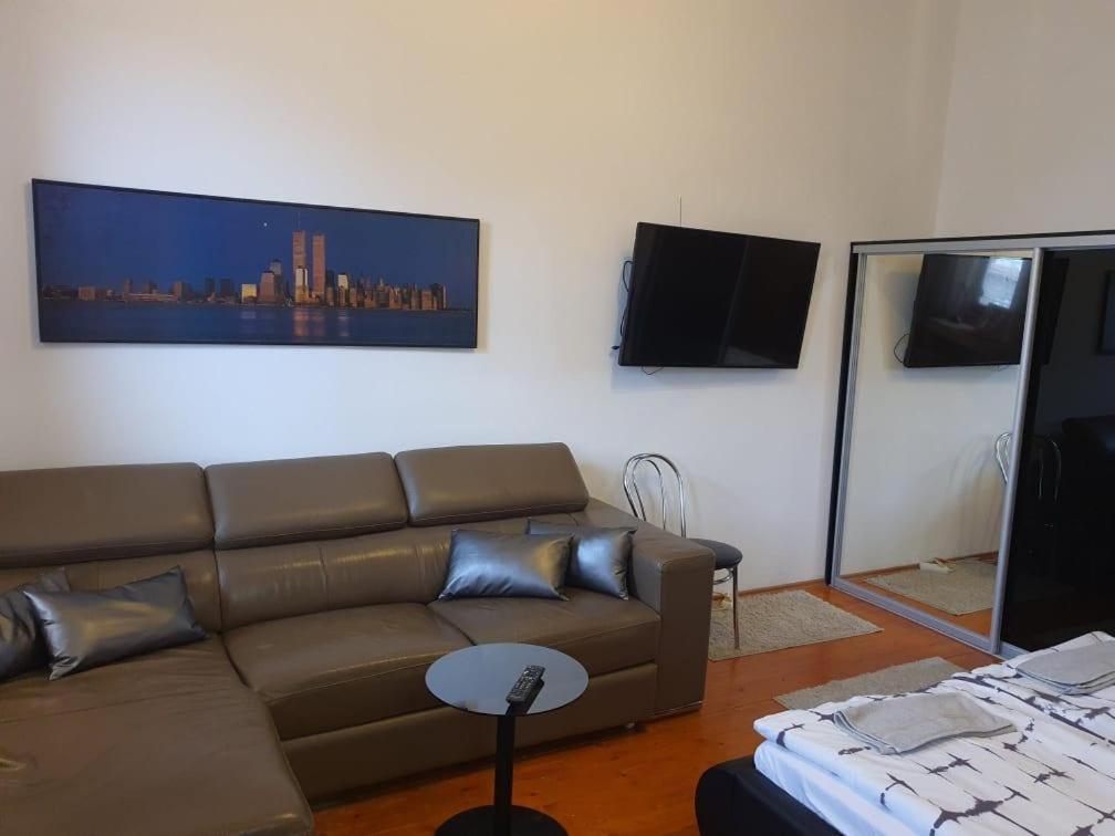 Monar City Center Apartment Free Parking Košice Exterior foto